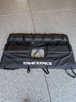 Race Face Tailgate Pad for Bikes