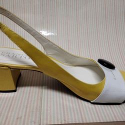 Vintage Yellow Franco Sarto Heels With Big Black Button 2"Heel Size 8.5