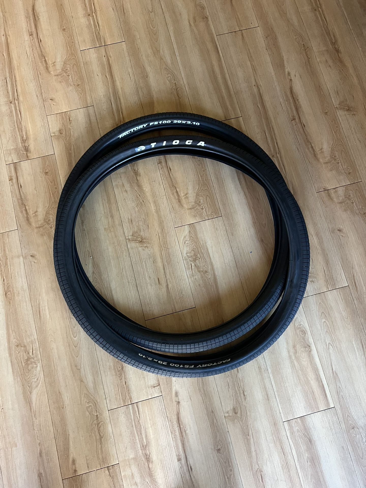 Tioga Factory Fs100 29x2.1 Tires