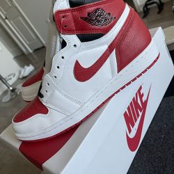 Jordan 1 Retro High University Red Size 10