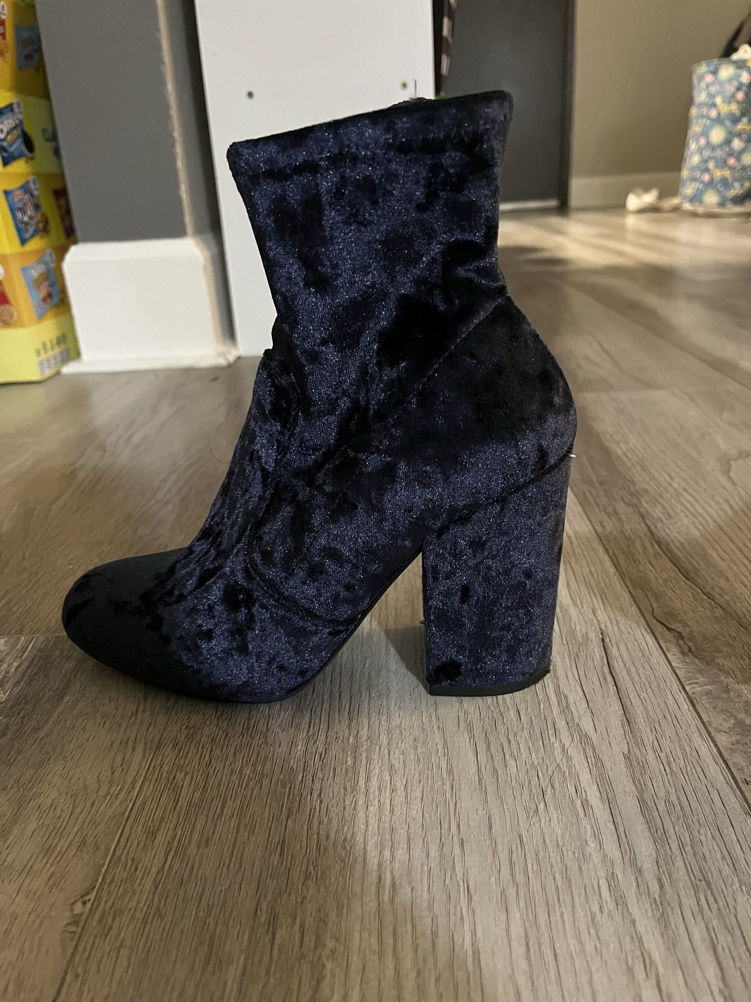 Navy blue Steve Madden Booties