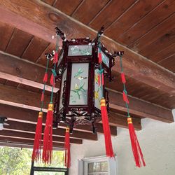 Asian Antiques ( Lamp ) 