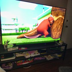 SAMSUNG 65 INCH SMART TV 