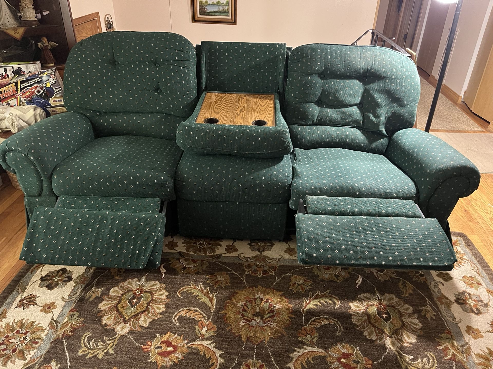 COUCH  ( FREE )