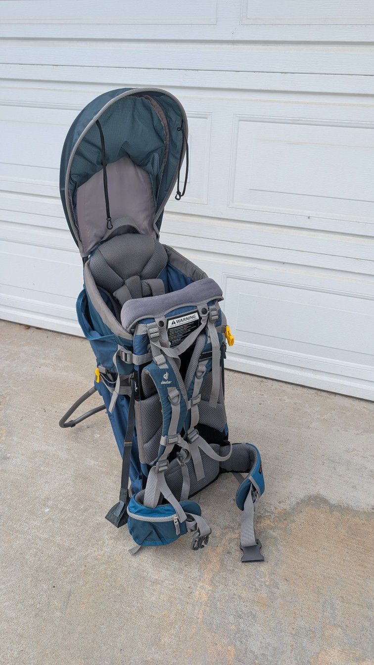 Deuter Kid Carrier / Hiking Backpack