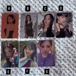 K-Pop: Authentic Twice Photo Cards - Between 1&2 Album