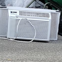 LG AC 