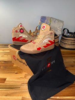 Pie Tops II - Pizza Hut - Shoe Surgeon