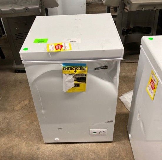 Magic chef deep freezer HMCF35W53