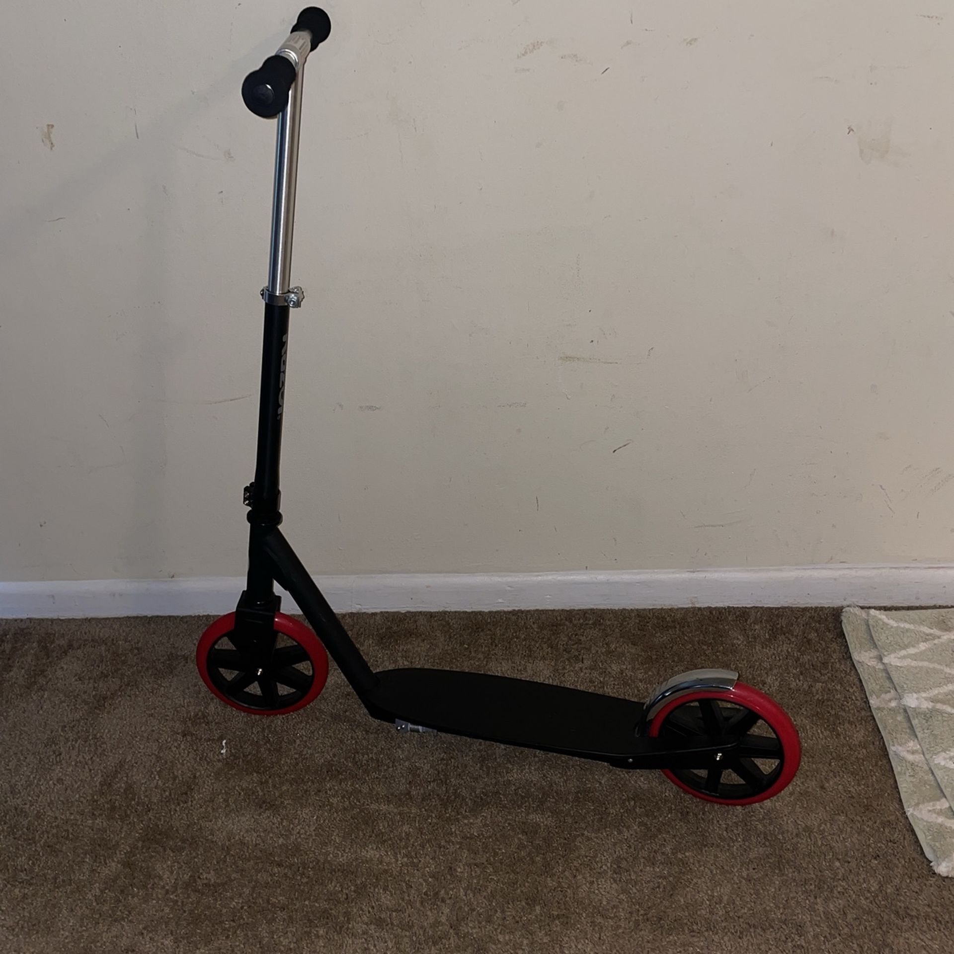 RAZOR Kick Scooter Red And Black
