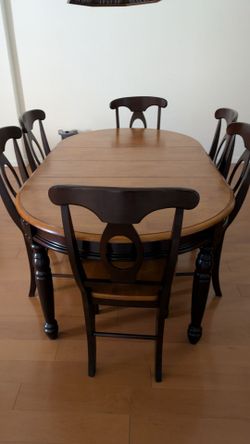 Dining Table Set
