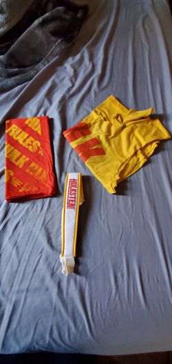 HULK HOGAN MEMORABILIA WWF WWE VINTAGE MEDIUM