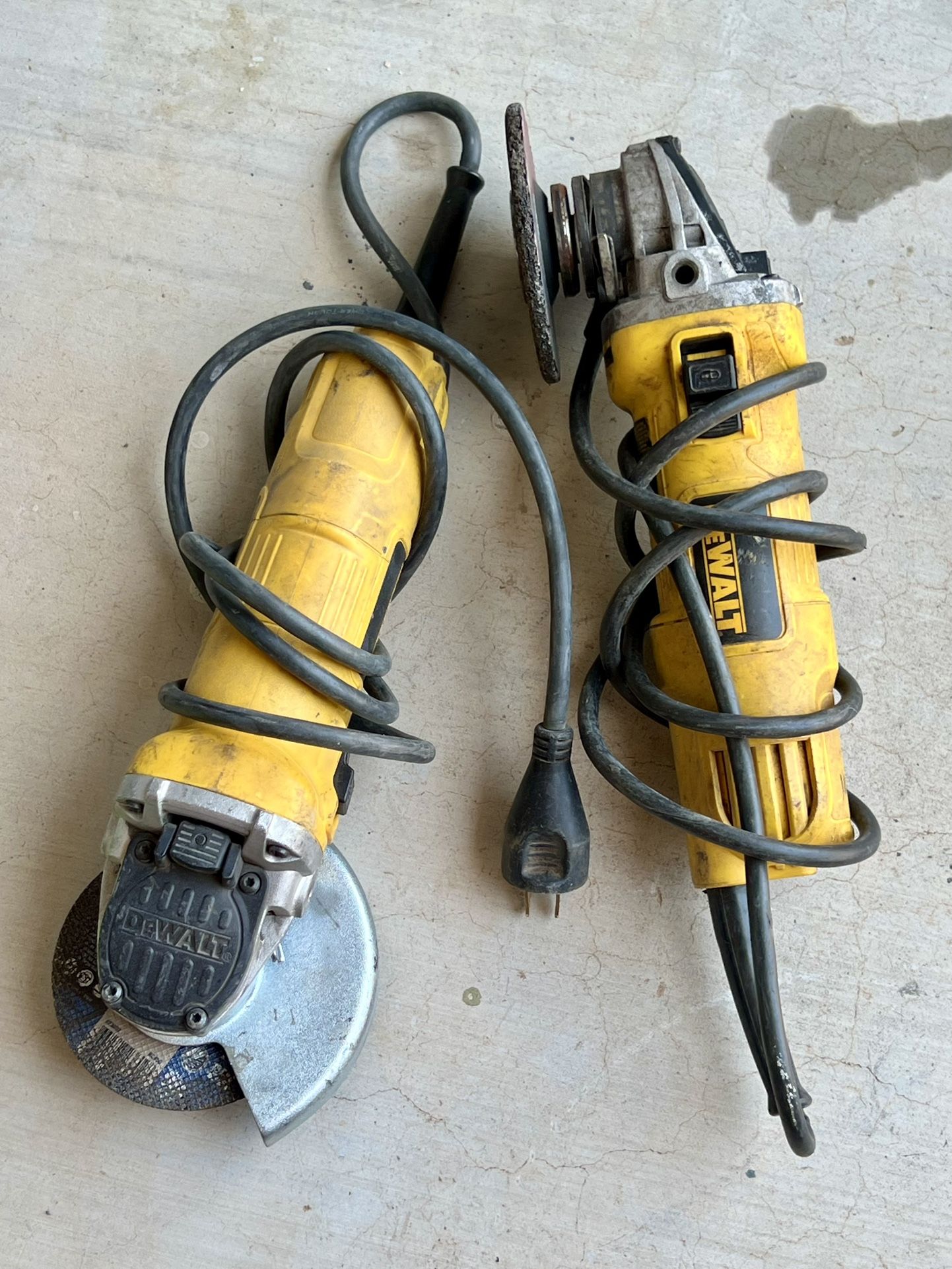 DEWALT Angle Grinder, One-Touch Guard, 4-1/2 -Inch