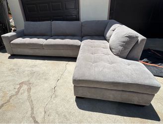 FREE DELIVERY! Thomasville Miles Fabric Sectional ( gray)