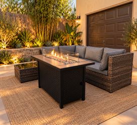 Outdoor fire pit- New