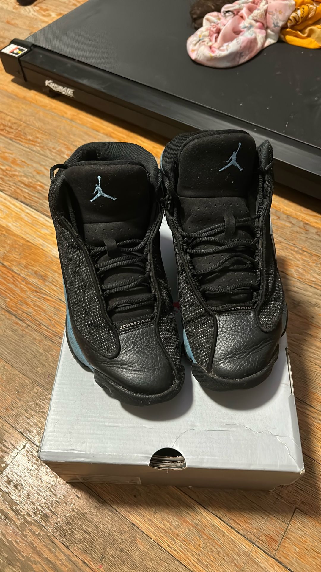 Jordan 13 University Blue