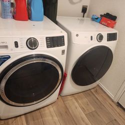 GE Front Load Washer And Dryer Set