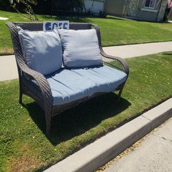FREE Outdoor Love Seat 