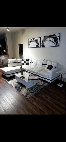 ✨ Luxury Modern Sectional Sofa – $600 ✨