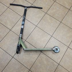 Lucky pro scooter Tanner Fox  Tfox