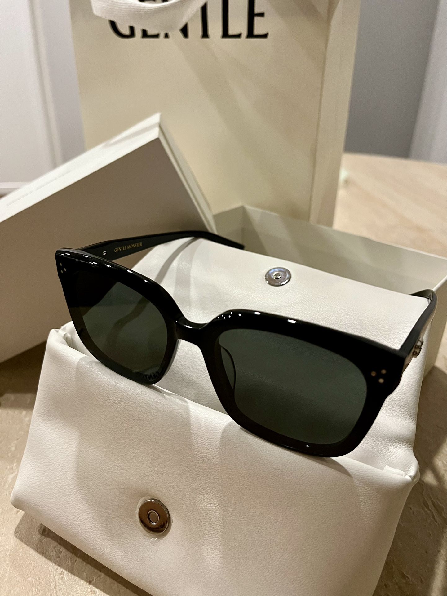 Gentle Monster Sunglasses Dear