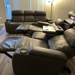 MODERN SOFAS 