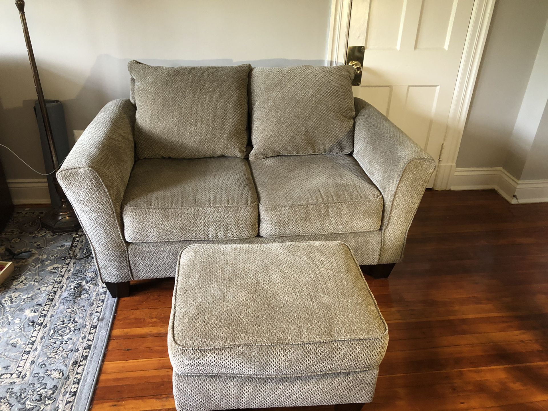 Cozy loveseat and ottoman - like new, sanitized. Best offer accepted!