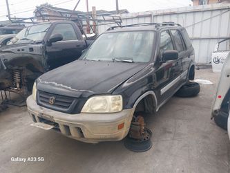 1998 Honda CRV For Parts