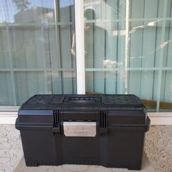 Dewalt 24in D Resin 1 Touch Toolbox Brand New. Hablo Español 