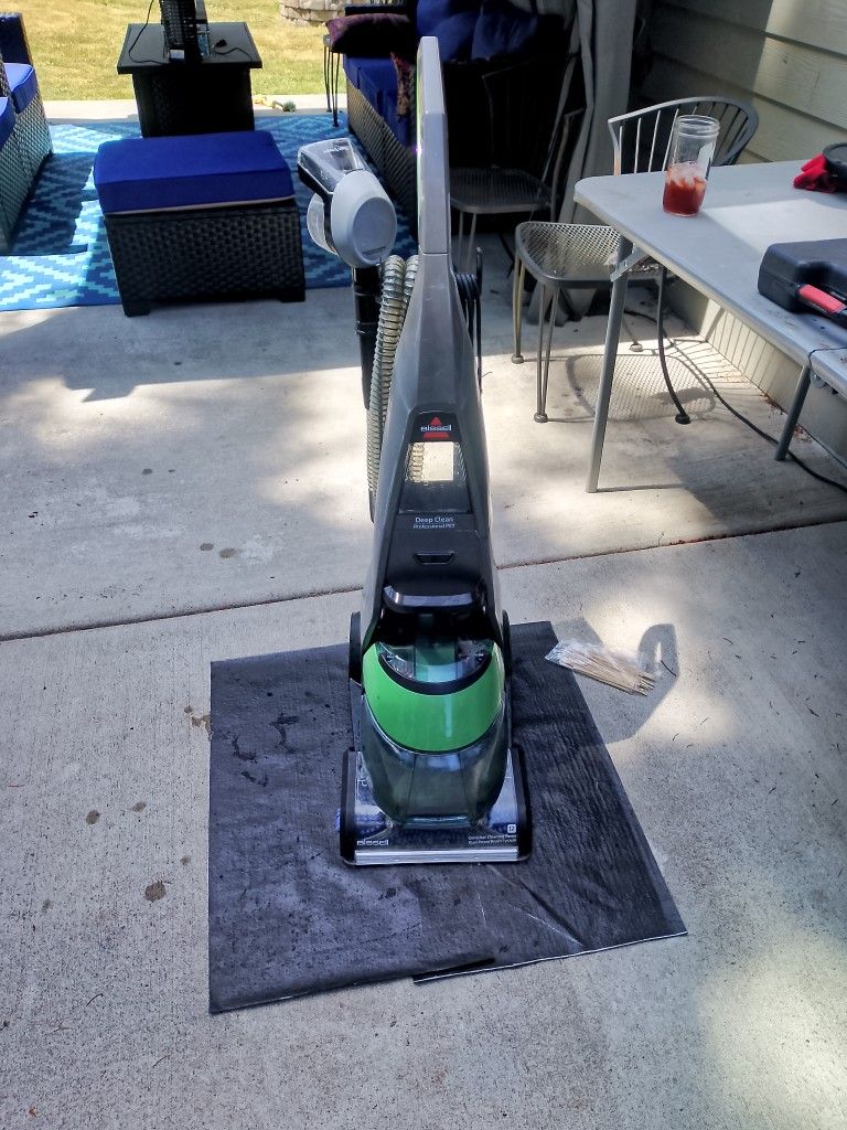 Bissell Professional Pet Deep Clean