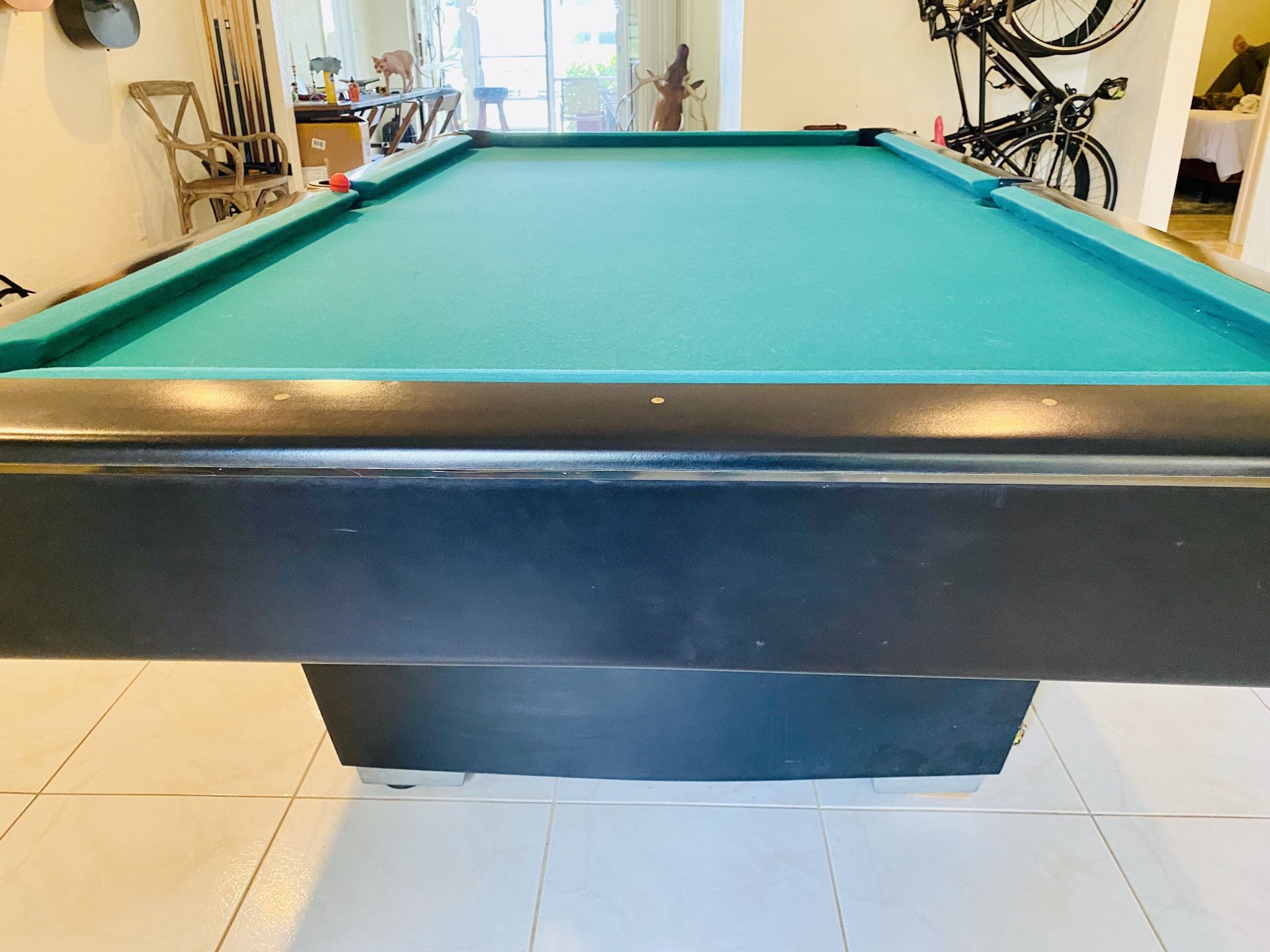 Gandy “Big G” 9’ billiard table pool table for Sale in Deerfield Beach