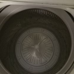 Selling Whirlpool Washing Machine 