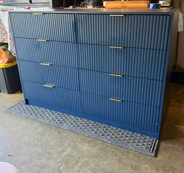 Navy 8 Drawer Dresser