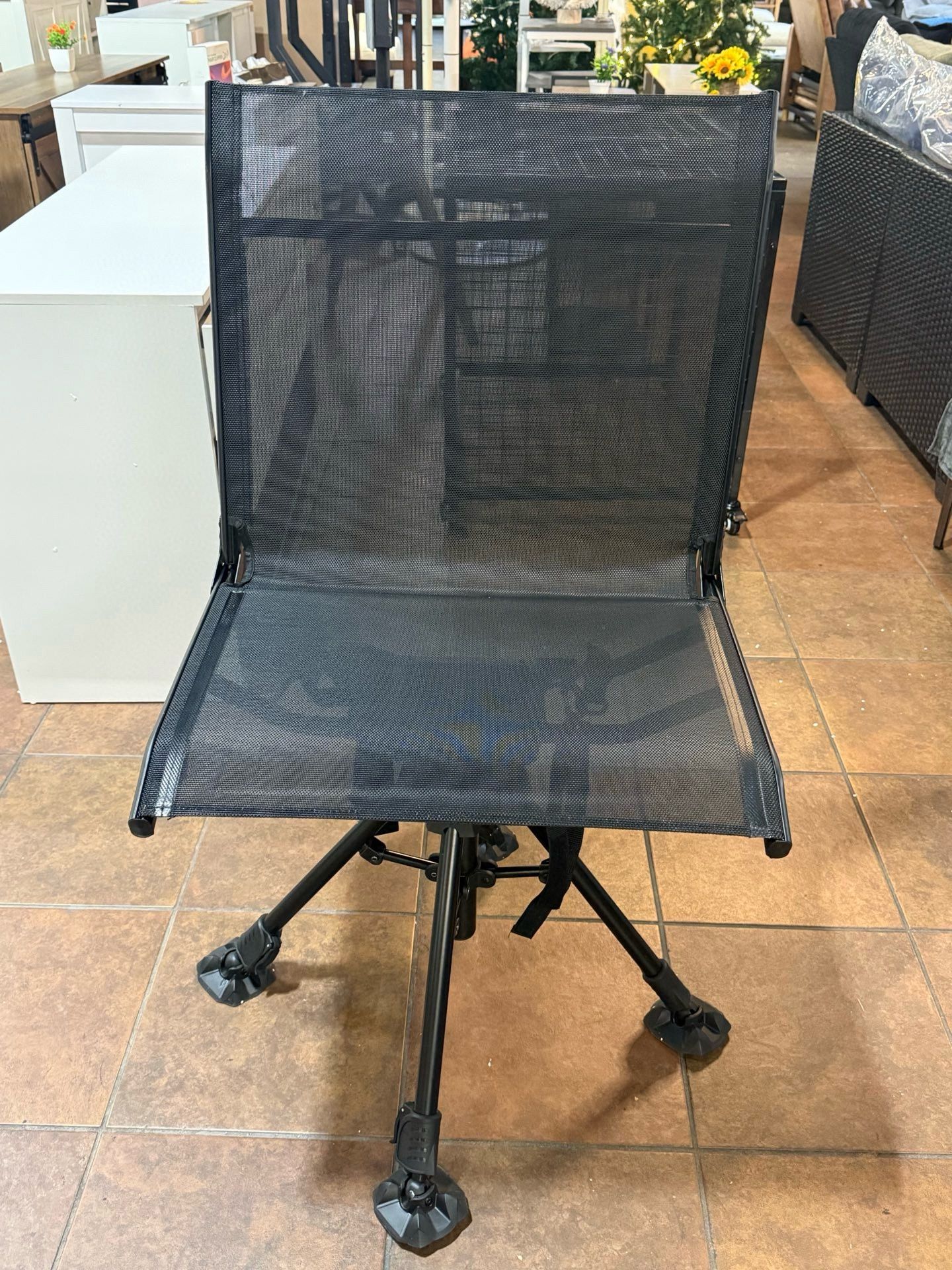 🔥Special Discount 🔥Hunting Chair Without Armrests, Lightweight Foldable Design, 360° Swivel for Blinds & Outdoor Use(Black)💰50$ Decatur Location 22