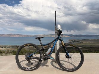Small Pivot Mach trail 429
