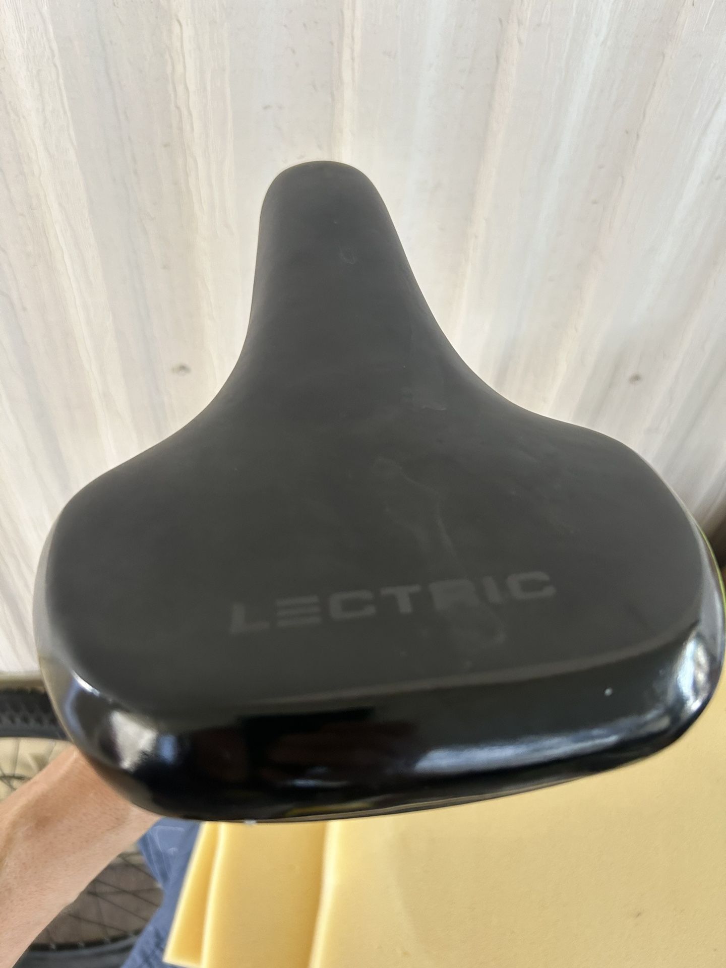 31.8 Seatpost And Seat Lectric E-Bikes