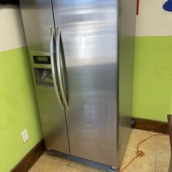 Kitchenaid Refrigerator 33” 
