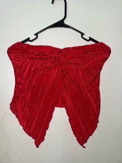Red crop top
