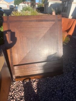 Dinning room table