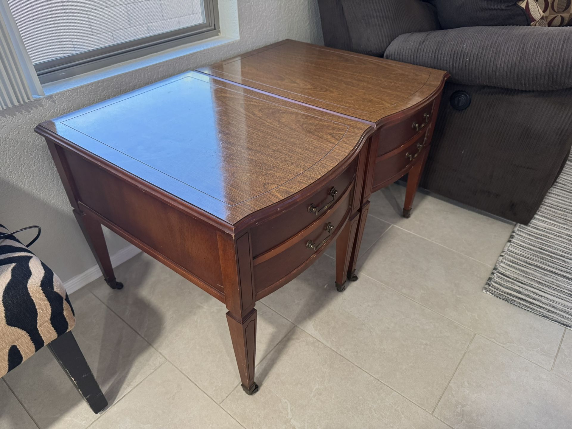 2 Vintage End Tables