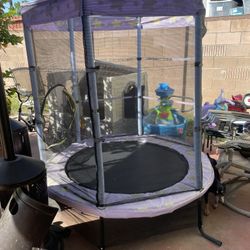 Indoor/outdoor Trampoline 