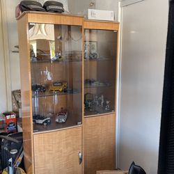 Display Cases 