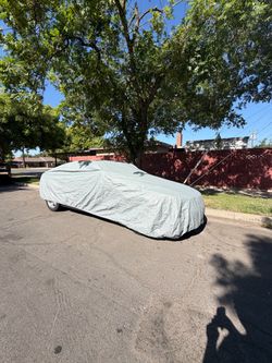 Car cover fits 4 door sedan 🚘 20$$