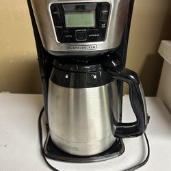 BLACK+DECKER 12-Cup Programmable Thermal Coffee Maker