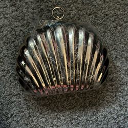 Gold Seashell Clutch/ Accepting Offers/ Want Gone Asap