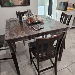 Counter Top Brown Kitchen Table W/ Chairs
