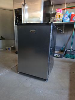 Small refrigerator