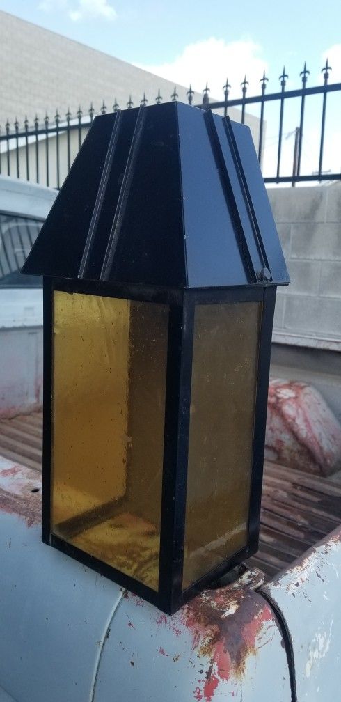 Wall-mount Lamp