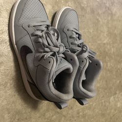 Size 6 Nike Court Borough Mid Ps Cool Grey/purple Platinum 