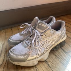 ASICS GEL-KINETIC FLUENT (Men's 9.5 / Women's 11)